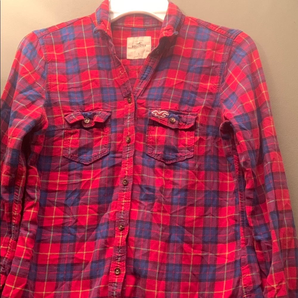 Hollister Red and Blue Plaid Button Down Shirt